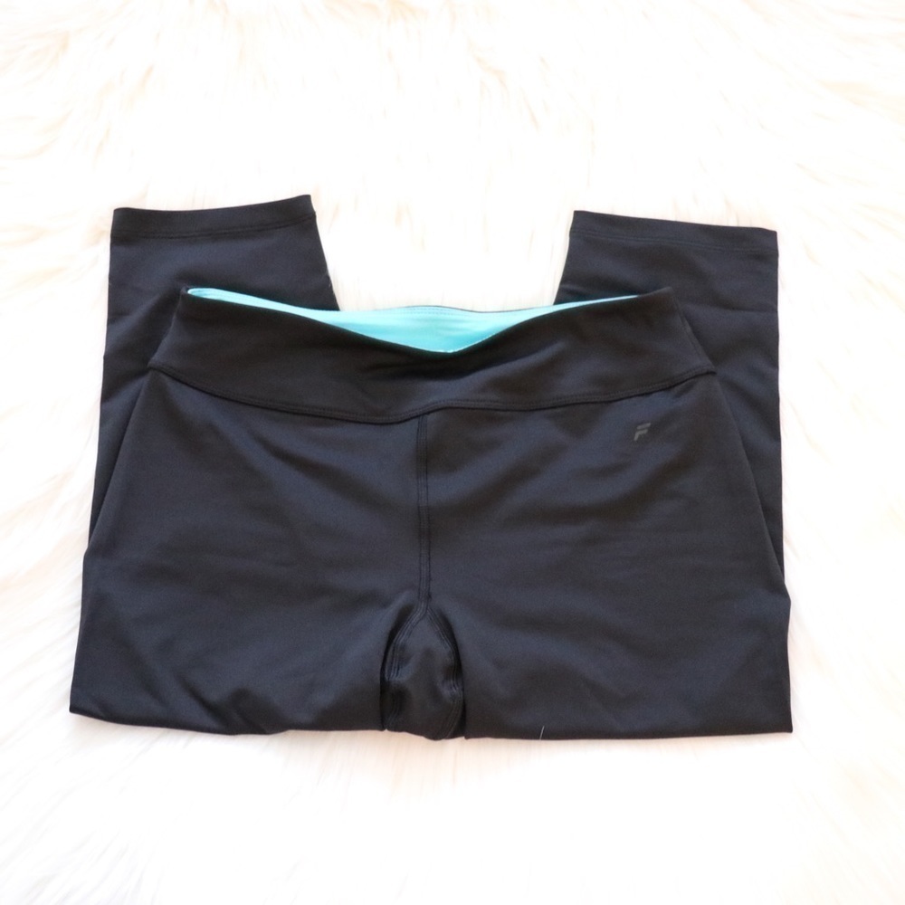 NEW Fila Black Platinum 3/4 Capri  Black/Blue Leggings - Picture 13 of 15